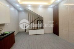 Cho thuê nhà riêng ngõ 1035 hồng hà, hoàn kiếm 37m x 5t giá 12tr, nhà đẹp về ở ngay