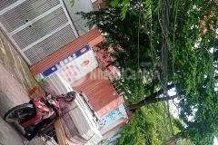 Sát hoàng quốc việt nhà mới 5 tầng mt 6.5m sân rộng 49m2 8.2 tỷ