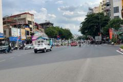 Tuyệt tác mặt phố nguyễn văn cừ 320m, 9t, mt 9m, thang máy, vỉa hè, dòng tiền 1 tỷtháng.