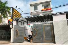 Cho thuê văn phòng đẹp nguyên căn mới xây sàn xd 350m2 trục phạm văn đồng