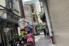 Bán nhà lô góc mặt ngõ hàm nghi vị trí trung tâm gần phố