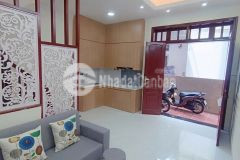 Nhà đep 31 m2 5 tầng mặt tiền 4,8 m bát khối o tô