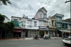 Bán nhà 1 trệt 1 lầu 8 phòng trọ thu nhập ổn định kdc việt sing sổ riêng 150m²