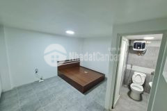 Bán nhà mp đê la thành, giá 16.98 tỷ, 43m2x2t, có vỉa hè, kd tốt