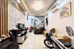 Gần khu phố ẩm thực phan xích long 4 tầng hẻm 4m 39m2 nhỉnh 5 tỷ