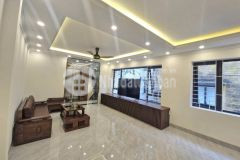 Thạch bàn nhà đẹp ở ngay 60m 6t thang máy 13xtỷ gara 2 ôtô hồ điều hòa ở sướng