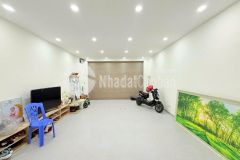 Bán nhà phố hoàng cầu 60m2 xây 7t thang máy cực đẹp mặt tiền 5.1m gần hồ hoàng cầu