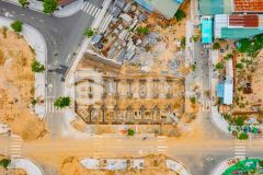 Cần bán lô đất đối diện trung tâm thương mại 5 tầng