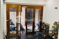 Bán nhà ngõ 1395 giải phóng, sđcc 33m2 x 5 tầng, gần phố