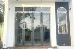 Khu đông phú em còn vài căn nhà trệt xây mới 100, diện tích từ 80 100m2, kết cấu 2 phòng ngủ