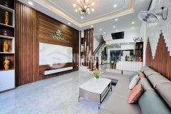 Bán gấp nhà 2 lầu mới toanh đường nhựa ô bàn cờ 8m thôn 6 cưebur