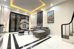 Bán nhà phố đội cấn 4 tầng 35m2 mặt tiền 4.3m full đồ gần phố chỉ 7.8 tỷ hiếm ba đình