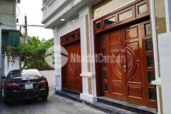 Bán nhà thạch bàn,long biên 5 tầng,40m,mt4.5m oto đỗ cửa nhỉnh 7 tỷ