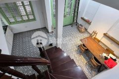 Cho thuê nhà nguyên căn ngõ 42 trương công giai dịch vọng cầu giấy dt 40m x 4 tầng, 4pn, 3wc