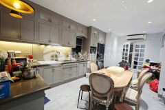 Hiếm bán nhà lạc long quân, 48m, 5 tầng, gần phố, hồ tây mát mẻ, ở ngay