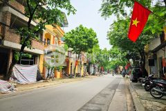 Mặt đường ngọc hồi bán đất tặng nhà 103m2 mt 7 lô góc ô tô tránh vỉa hè kinh doanh