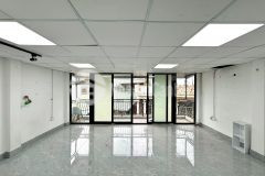 Bán nhà kim mã ba đình mặt ngõ thông phân lô ôtô tránh 2 mặt tiền 70m 6t thang máy 26xtỷ