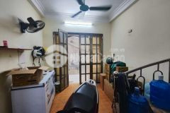 Cho thuê nhà đường hoàng hoa thám, ba đình, 4 tầng, 10m ra ô tô