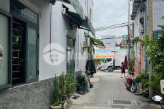 Bán nhà hiệp bình phước bên hông quốc lộ 1 chỉ hơn 5