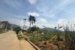 Hơn 2 tỷ có ngay lô đất dt gần 100m2 tại trục chính thôn cò yên bình, view thoáng đẹp, gần đường cao