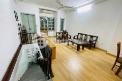 Cần cho thuê nhà ngõ 61 phùng chí kiên, nghĩa đô, cầu giấy 54m x 5t giá 17tr, ngõ ô tô