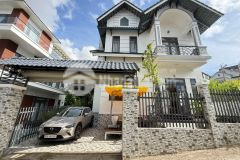 Bán căn biệt thự sân vườn khu nam hồ