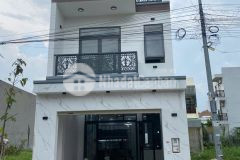 Nhà mới xây sổ riêng đường 10m bàn cờ. thổ cư. giá 2ty990tr