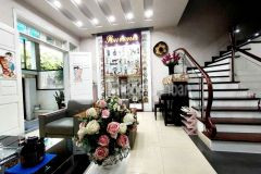 Bán nhà nguyễn khánh toàn, vỉa hè, lô góc, oto tránh, 5t giá 18 tỷ