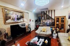 Bán nhà phố nguyễn đình hoàn, oto tránh, 2 thoáng, 73m2 giá 18,5 tỷ