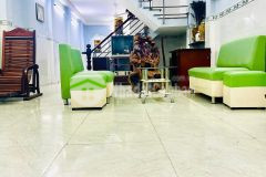 Nhà đẹp gần mặt tiền lê đình cẩn ngang 4m dài 17m giá chỉ 5.x toi thích hợp ở hoặ