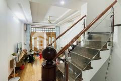 Bán nhà riêng hxh nguyễn văn cừ khu vip q5 vài bước chân ra mặt tiền