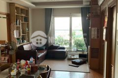 Bán chung cư 199 hồ tùng mậu căn góc 85m 3pn 2vs ban công rất rộng trải dài giá 4,4 tỷ