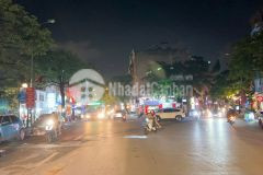 Rẻ nhất phố, nhà dân xây ngọc lâm 56m, 3t, mt4m, 3 thoáng, sát phố, ô tô đỗ cổng,