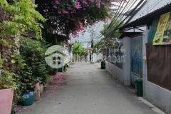 Siêu phẩm nhà góc xe hơi vào nhà 5 tỷ