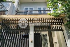 Xe hơi đổ cửa 4pn kd đa ngành 3 tầng 50m2 4 tỷ 450 cxnh q7
