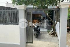 Cần tiền trả nợ nên bán căn nhà 80m2 ở xã tân hiệp hóc môn giá 850 triệu.