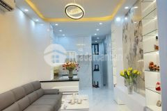 Bán nhà có thang máy mặt ngõ hoàng cầu nguyễn phúc lai 13,5 tỷ 5t x 45m, sắp mở đường