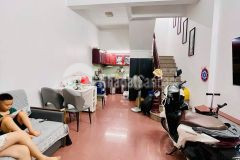 Bán nhà p hoàng hoa thám dt 32m, 3 tầng, mt4,1m, 7,5 tỷ.