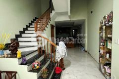 Nhà đẹp ở ngay cách phạm văn đồng 200m. khu dân cư phân lô đồng bộ toàn gần 100m2 xe hơi vào nhà