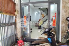 Bình tân 4 tầng đẹp hxh 20m mặt tiền chỉ nhỉnh 2x t