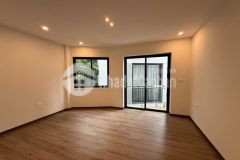 Cực thơm nhà mới tinh 31 m2 5 tầng việt hưng nhỉnh 5