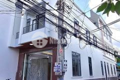Bán nhà 1 trệt 2 lầu góc 2 mặt tiền mới 100,thổ cư, hoàn công