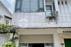 Bán nhà 1 lầu 1 sân thượng hẻm 1368 lê văn lương xã phước kiển nhà bè