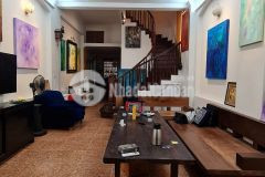 Bán nhà giải phóng hoàng mai, ngõ thông, phân lô đường ô tô đỗ cửa, hai thoáng.