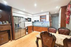 Bán nhà tập thể mặt phố trần huy liệu 70m2, 2 ngủ tòa 10 tầng thang máy 50m ra hồ giảng võ