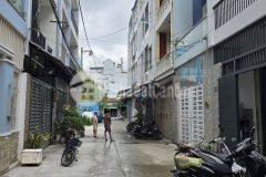 Bán nhà gần siêu thị aone tân phú chợ tân hương 4 tầng 3 phòng ngủ dọn vào ở ngay