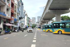 Hàng ngộp bank khu metro văn thánh dt 8x20m, 5 tầng, tn 120trtháng 30 tỷ