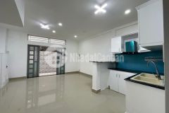 Gần chợ cây quéo, ngang 4.7m, 2 tầng đúc, dtsd 62m2, 4.x ty