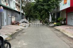 Gia đình bán nhà 1t2l kdc nam long, đỗ xuân hợp, phước long b, q9, 90m²11.49 tỷ.