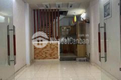 Cho thuê nhà ngõ 5 hoàng quốc việt, cầu giấy 45m x 5t, 3pn, giá 15tr, ở nhóm, gia đình